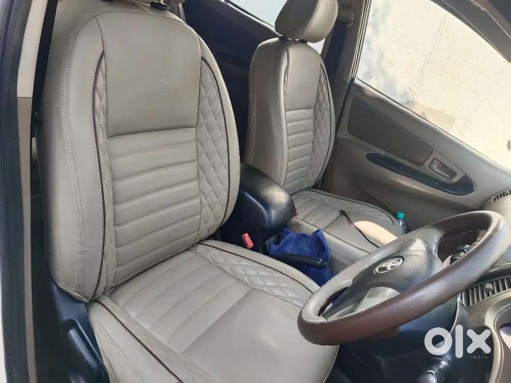 Innova 6+1