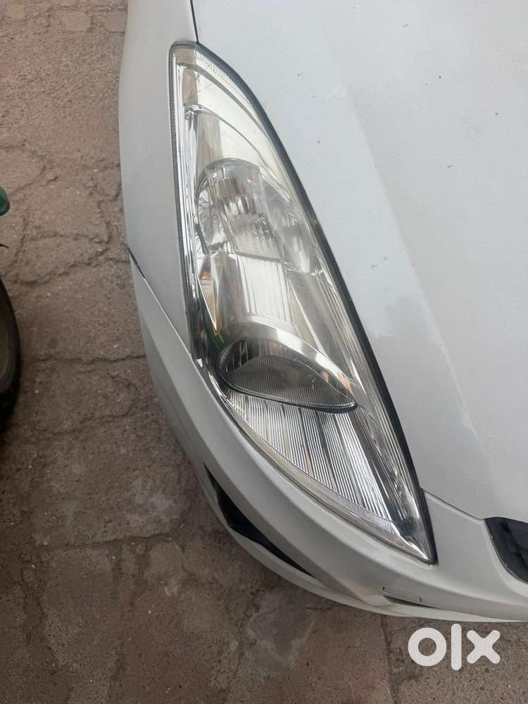 Maruti Swift Dzire 2012