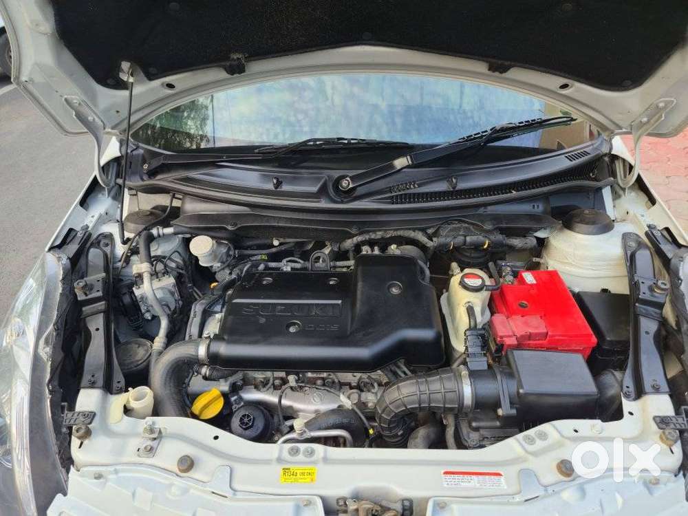 Maruti Suzuki Swift Dzire Zdi + Mt, 2017, Diesel