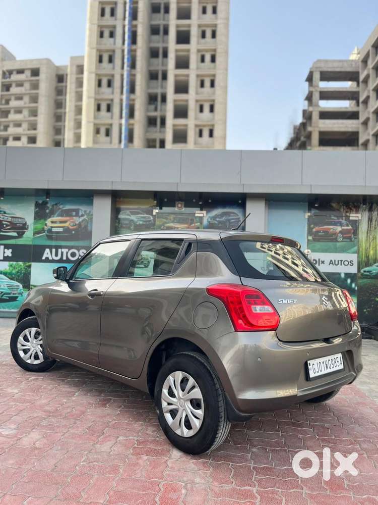 Maruti Suzuki Swift Vxi + Manual, 2022, Petrol