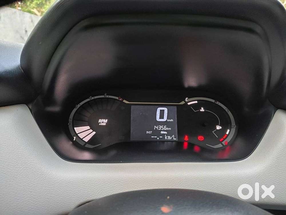 Nissan Magnite, 2021, Petrol