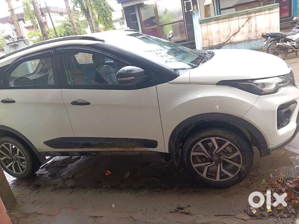 Tata Nexon 2023 Petrol Automatic
