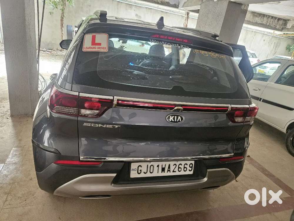 Kia Sonet 2020 Manual Year