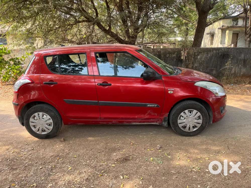 Maruti Suzuki Swift 2013 Petrol Well Maintained