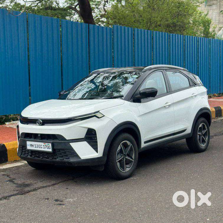 Tata Nexon Fearless 1.2 Revotron Petrol 6 Mt Dt, 2023, Petrol