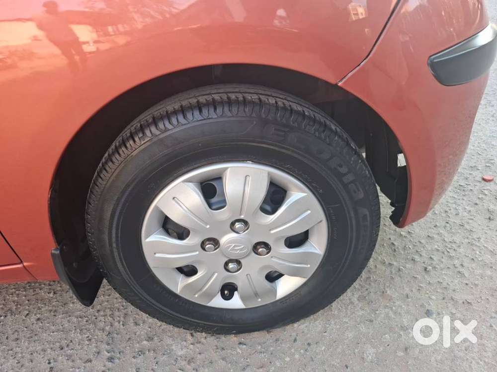 Hyundai I10 Sportz At, 2010, Petrol