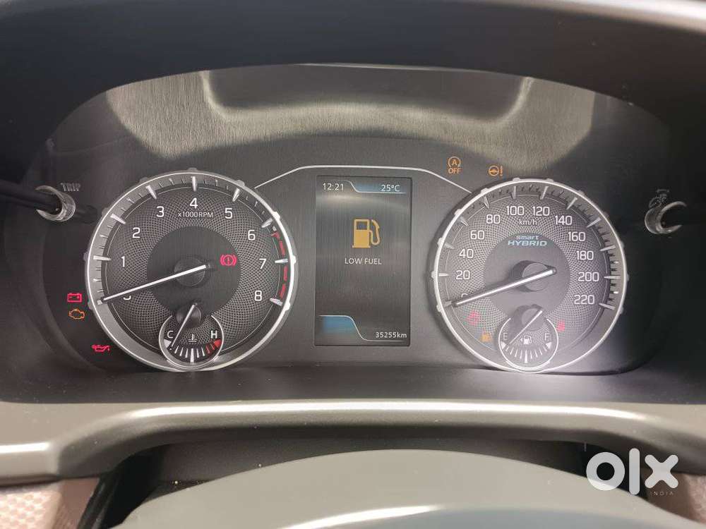 Maruti Suzuki Brezza 1.5 Zxi Smart Hybrid, 2023, Petrol