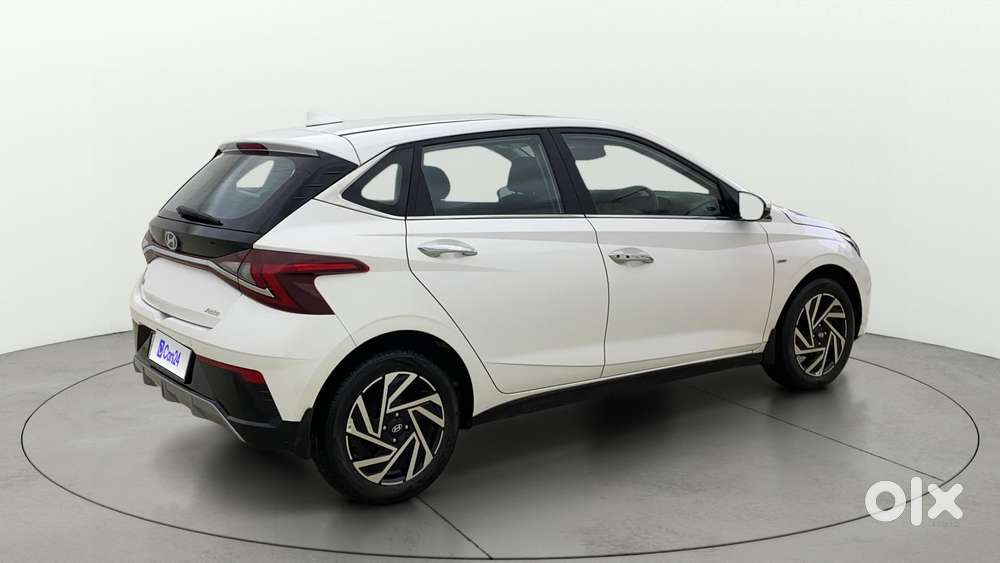 Hyundai New I20 1.2 Asta (o) Ivt, 2024, Petrol
