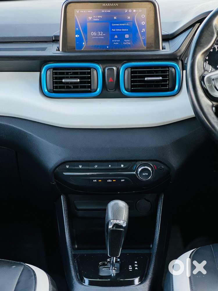 Tata Punch 1.2 Revotron Creative Dual Tone, 2021, Petrol