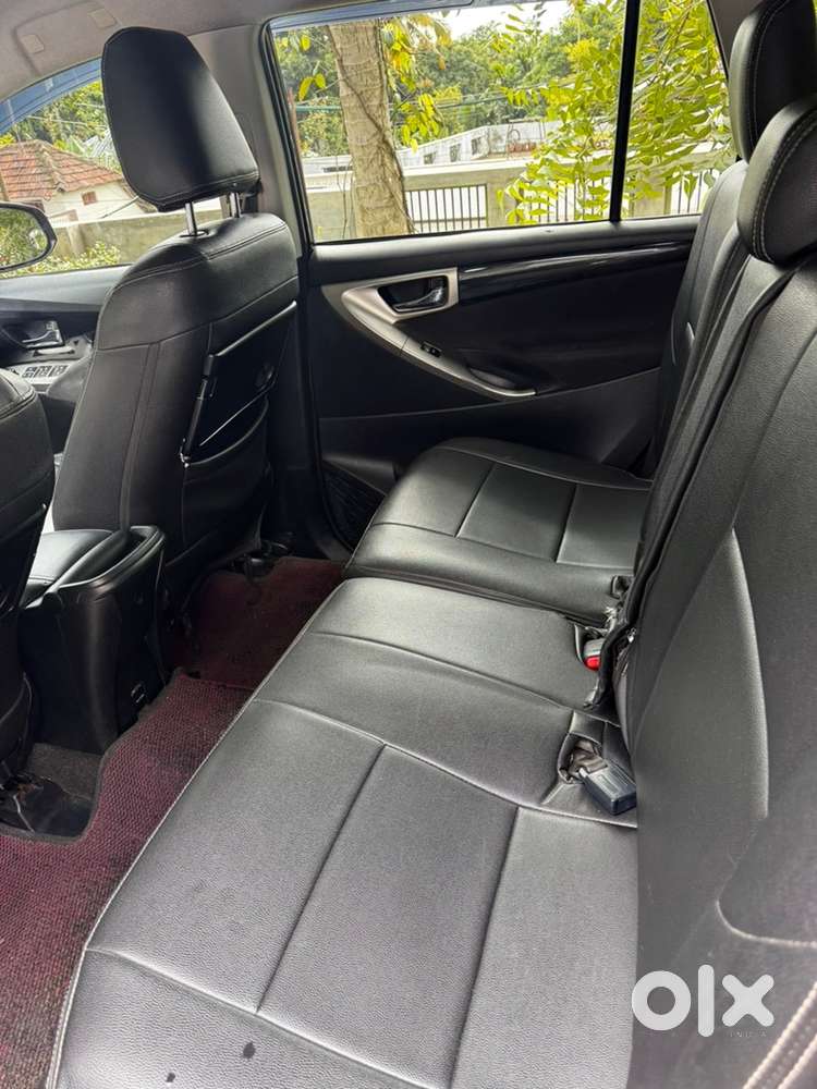 Toyota Innova Crysta 2016