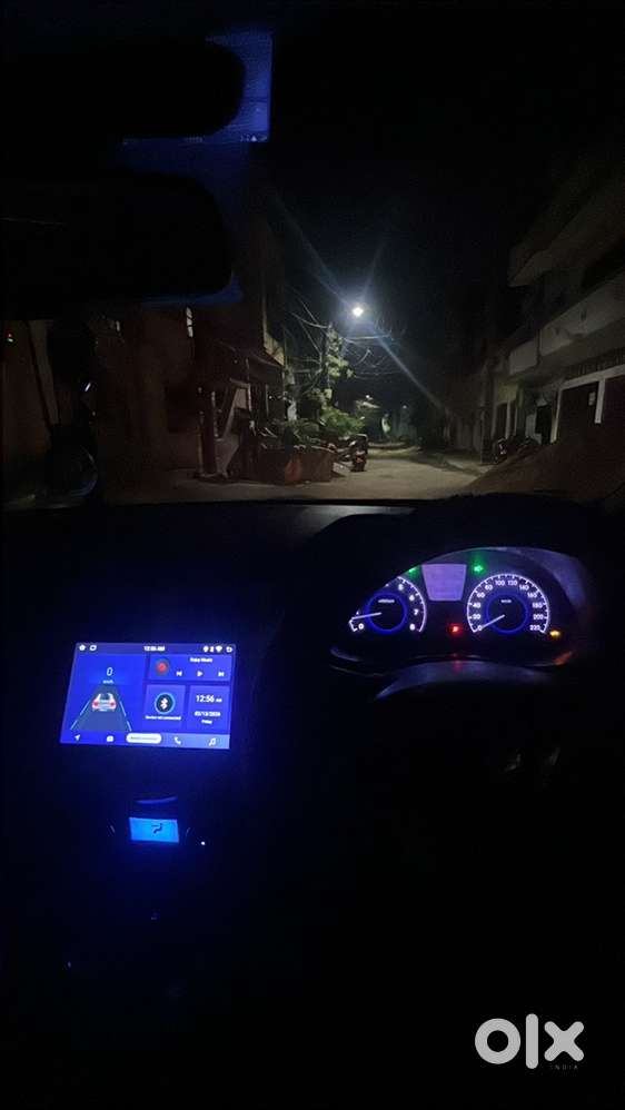Hyundai Fluidic Verna 2011