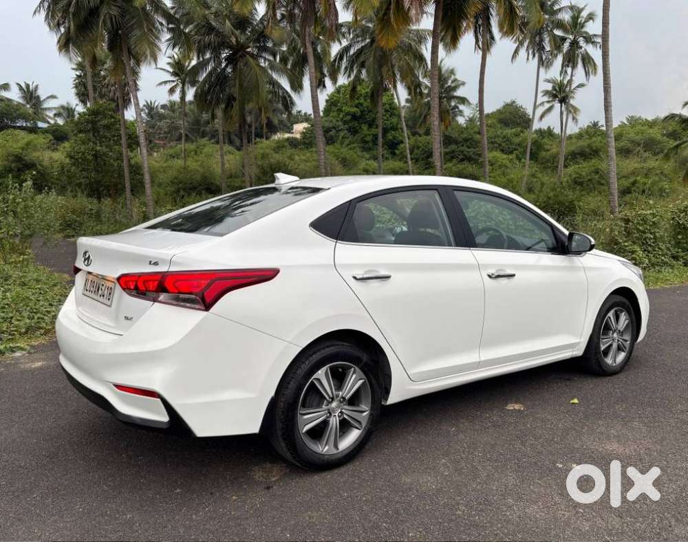Hyundai Verna 1.6 Sx (o) Vtvt, 2017, Petrol