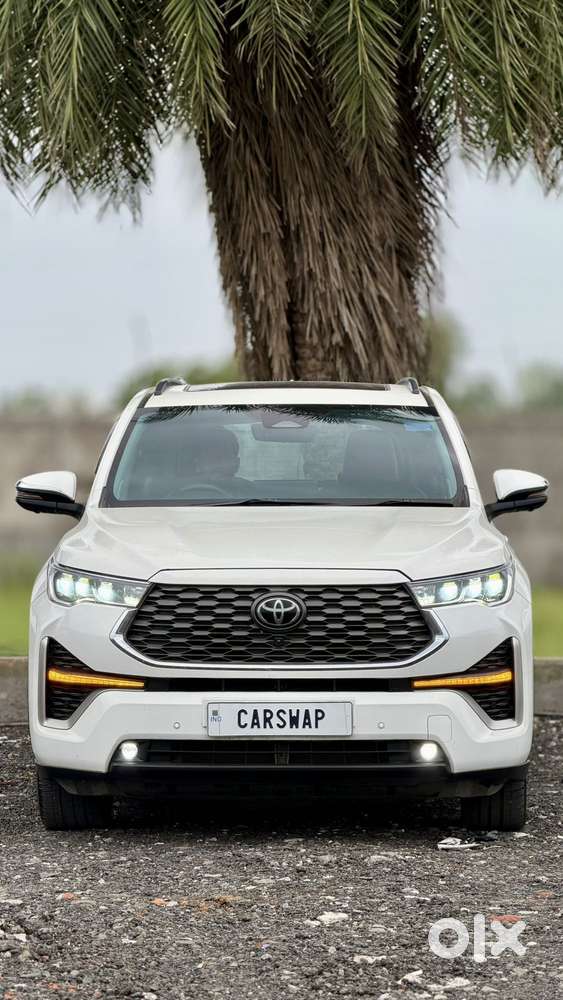 Toyota Innova Hycross 2.0 Zx (o) Hybrid 7 Str, 2024, Electric