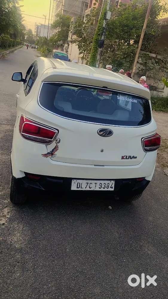 Mahindra Kuv 100 2017