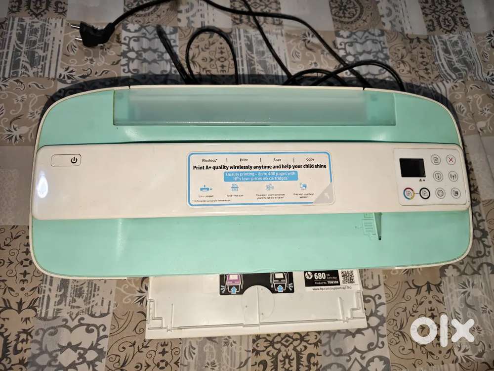 HP DESKJET INK COLOURED PRINTER USED BUT IN GOOD CONDITION working!