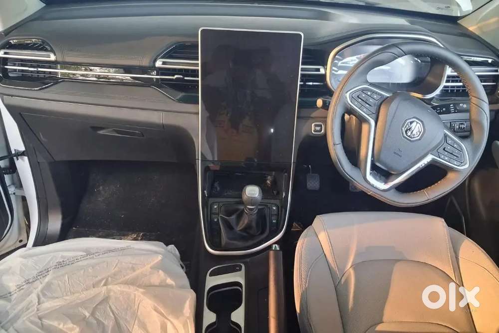 Mg Hector Sharp Pro 2026