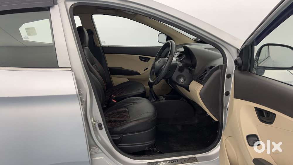 Hyundai Eon Era +, 2017, Petrol