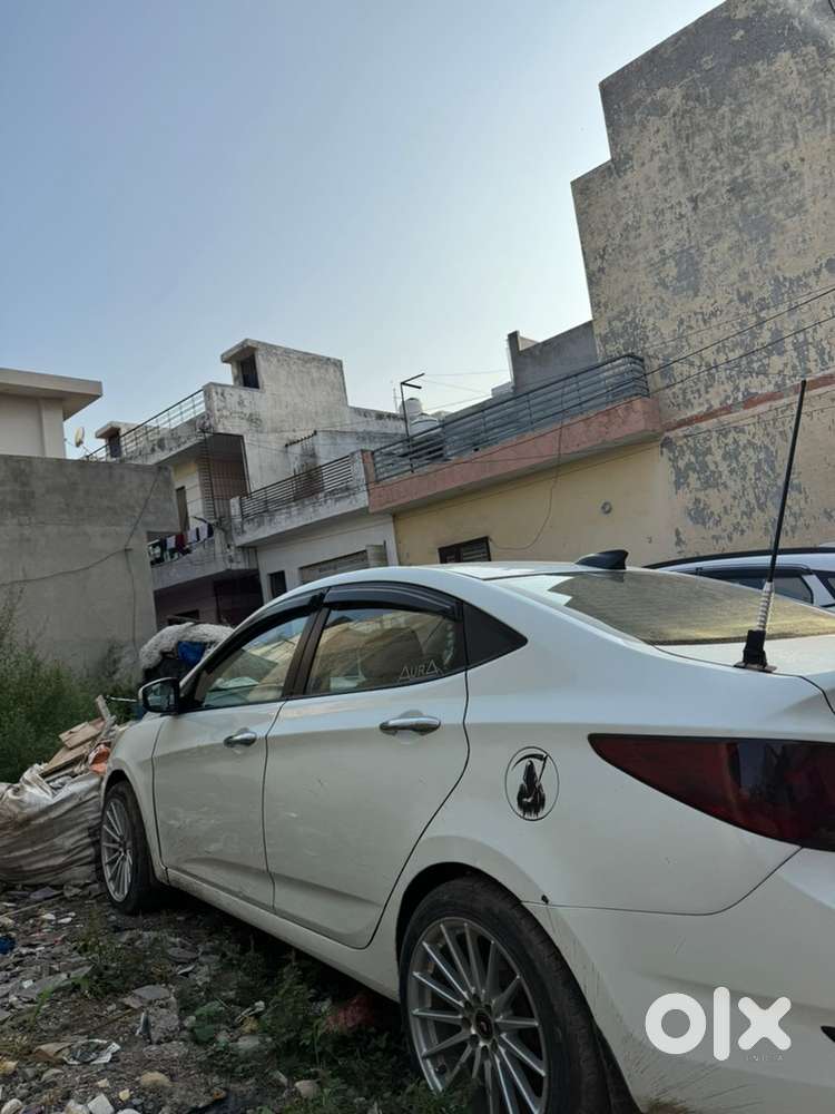 Hyundai Fluidic Verna 2012 Year