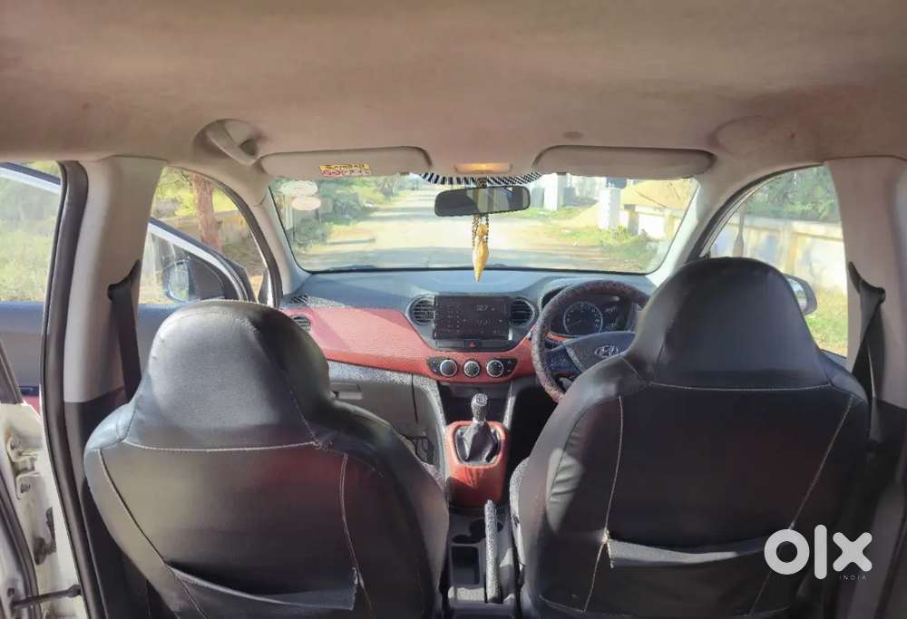 Anniversary Model Grand I10 Prime (special Edition - Red & Black)