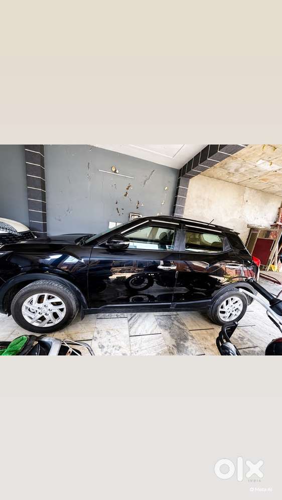 Mahindra Xuv300 Petrol 2022