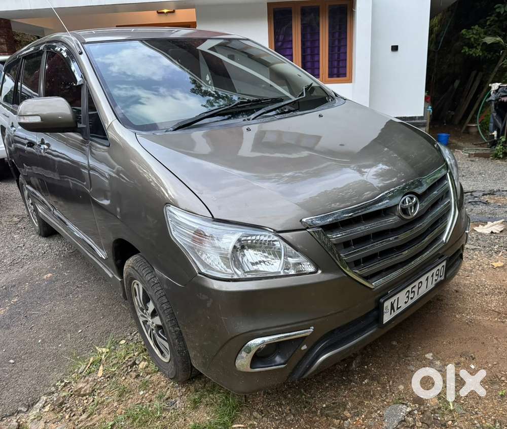 Toyota Innova  V 2015 Diesel