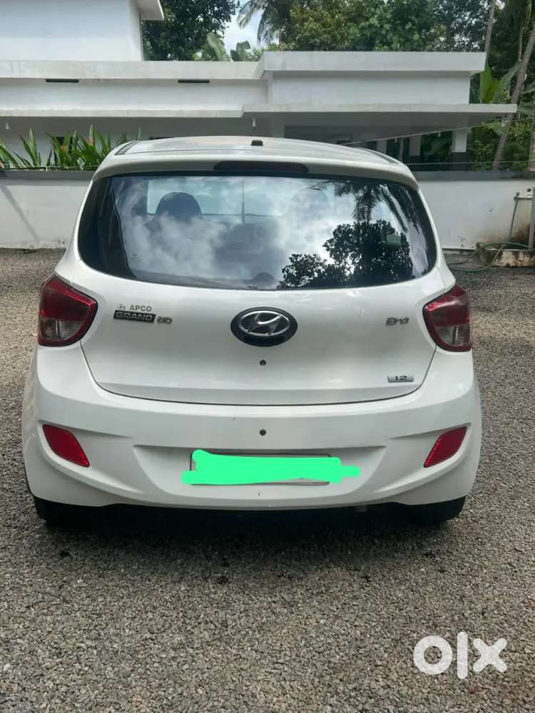 2016 Hyundai Grand I10 Era - Second Owner