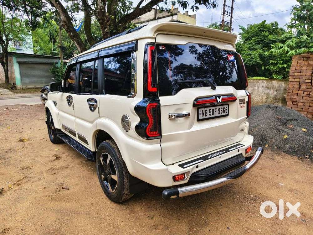 Mahindra Scorpio Classic 2.2 S 11 Mt 7 Str, 2023, Diesel