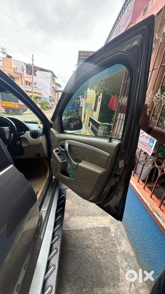 Nissan Terrano 2014 Diesel 103000 Km Driven