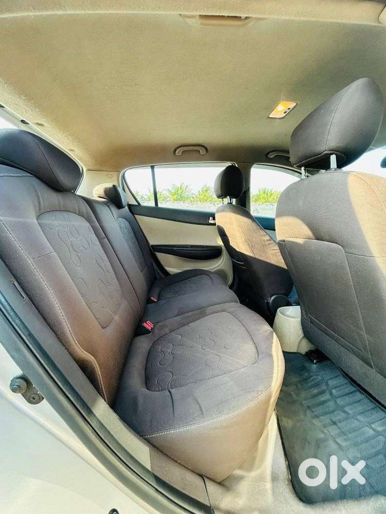 Hyundai I20 Sportz 1.4 Crdi 6 Speed Bs-iv, 2010, Diesel