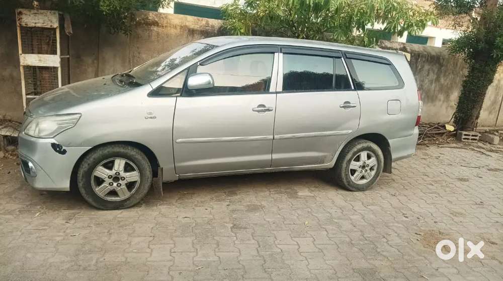 Toyota Innova 2009 Diesel 200000 Km Driven