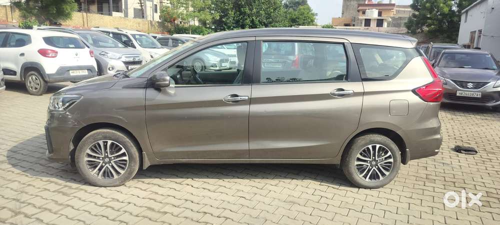 Maruti Suzuki Ertiga Zxi At Shvs, 2022, Petrol