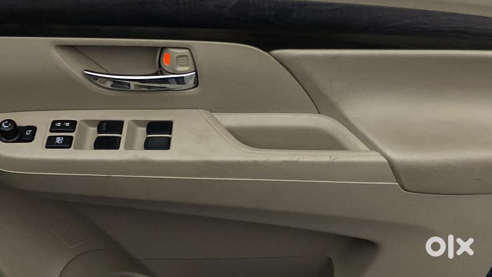 Toyota Rumion V Mt, 2024, Petrol
