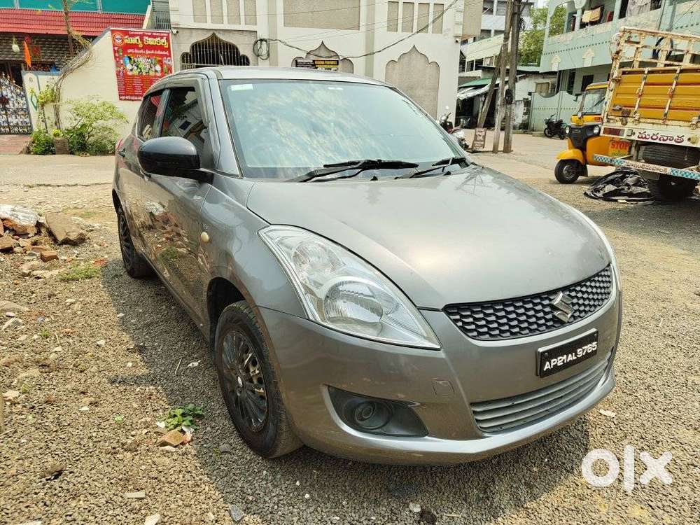 Maruti Suzuki Swift Lxi Optional-o, 2012, Petrol