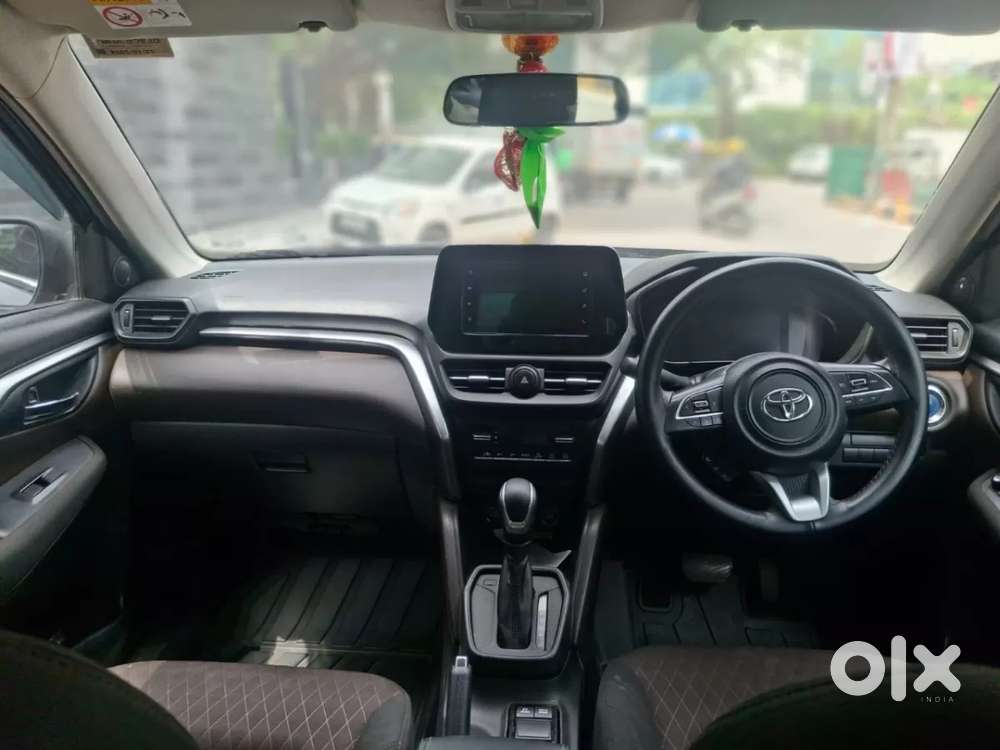 Toyota Urban Cruiser Hyryder 1.5 S Hybrid, 2024, Petrol