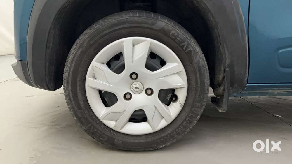 Renault Kwid 1.0 Rxt Amt, 2022, Petrol