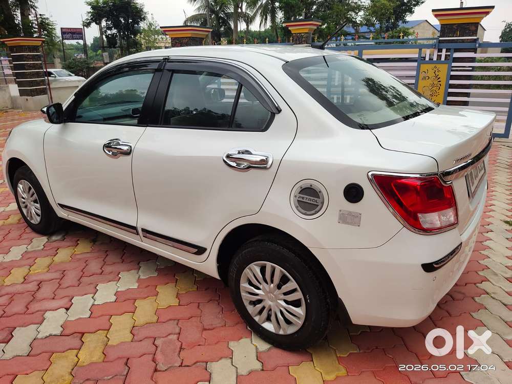 Maruti Suzuki Dzire 1.2 Vxi Cng, 2023, Cng & Hybrids