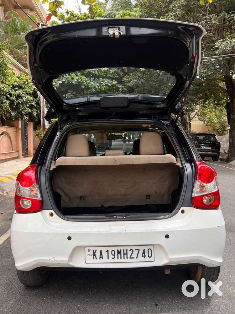 Toyota Etios Liva Vx, 2017, Petrol