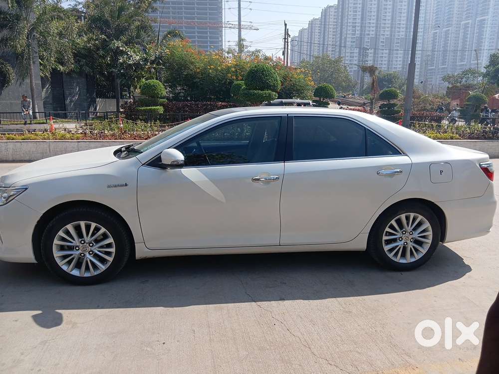 Toyota Camry Hybrid 2017