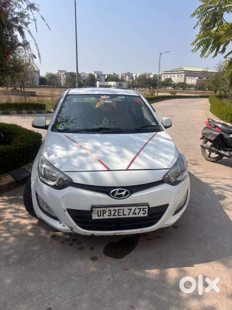 Hyundai I20 2012 Diesel 150000 Km Driven