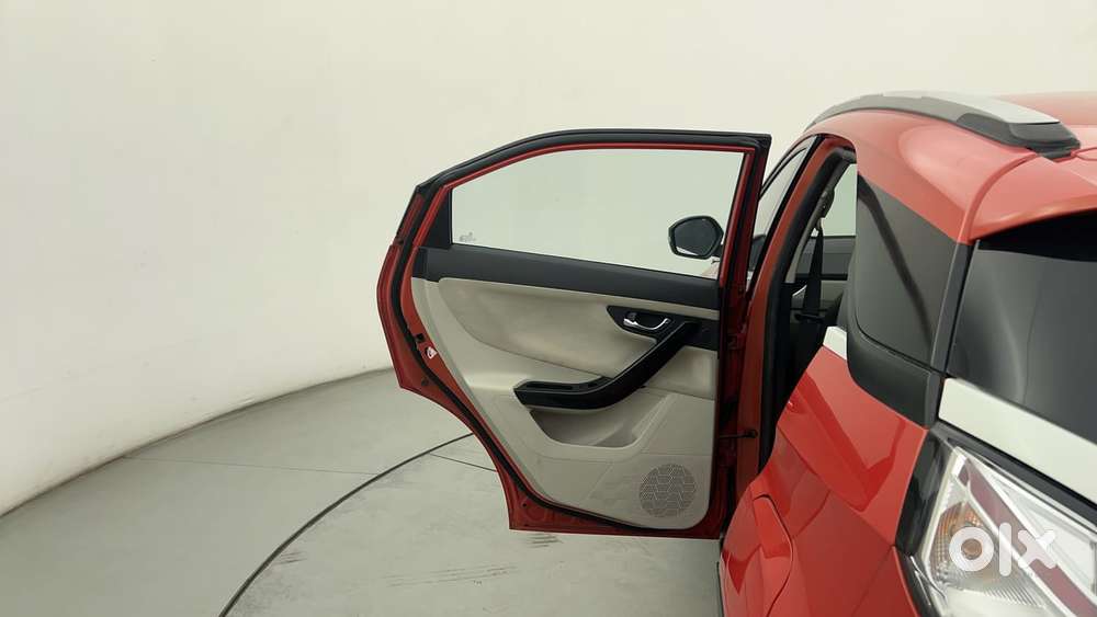 Tata Nexon 1.2 Revotron Xza Plus, 2022, Petrol