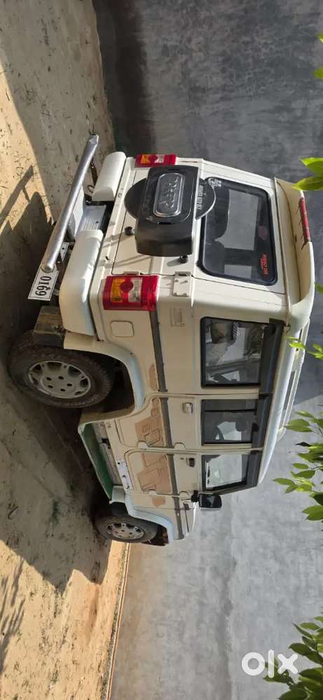 Mahindra Bolero 2012