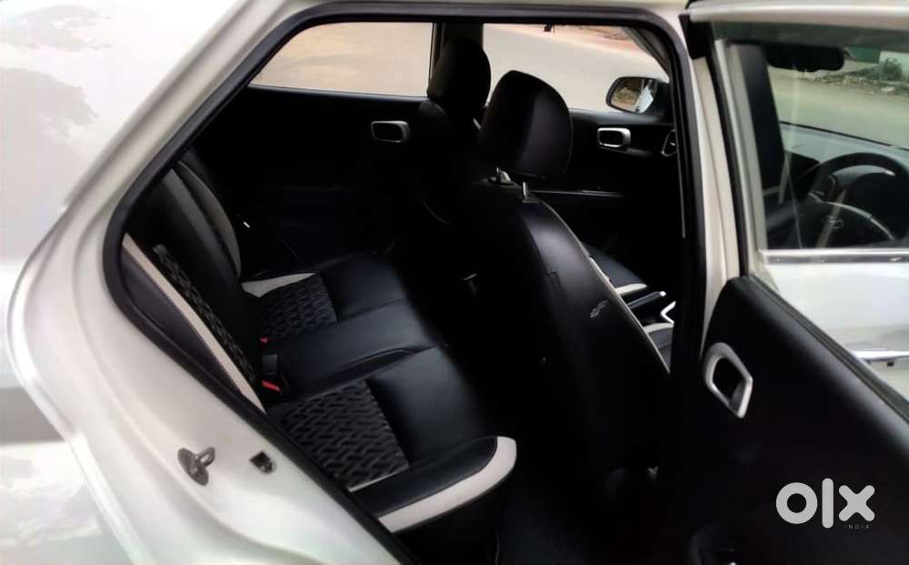 Hyundai Venue Sx Plus Turbo Dct, 2019, Petrol