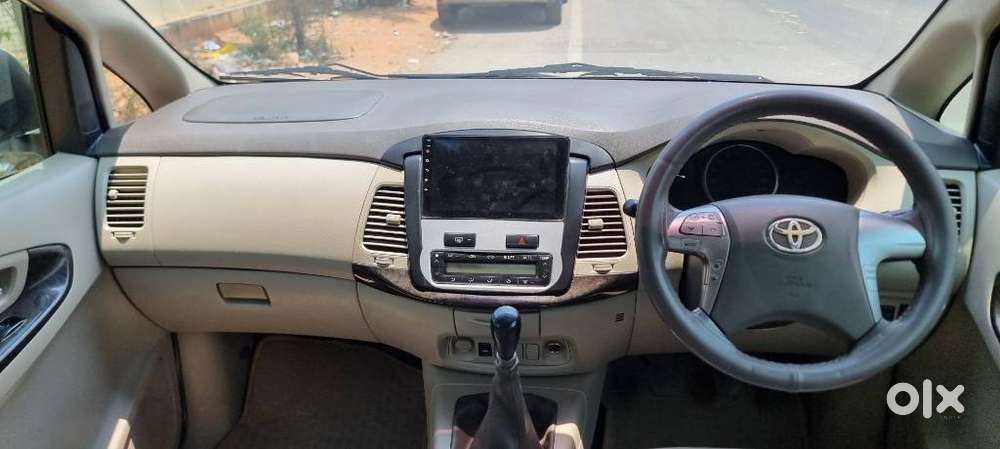 Toyota Innova 2.5 Zx 7 Str Bs-iv, 2014, Diesel