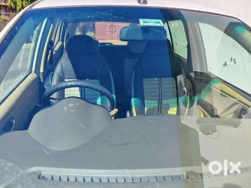 Hyundai I10 Nov, 2011, Petrol, 65000km Driven