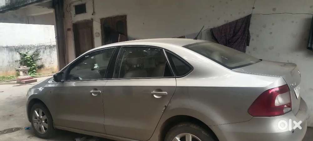 Skoda Rapid 1.6 Ambition 2014