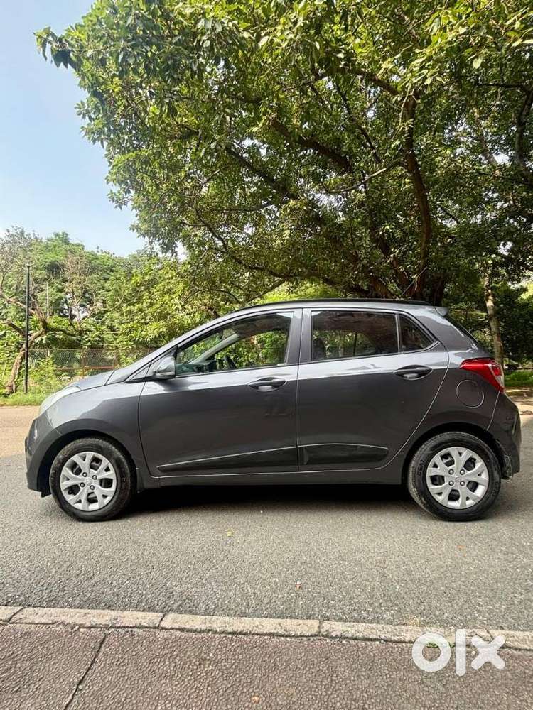Hyundai Grand I10 Sportz, 2016, Petrol