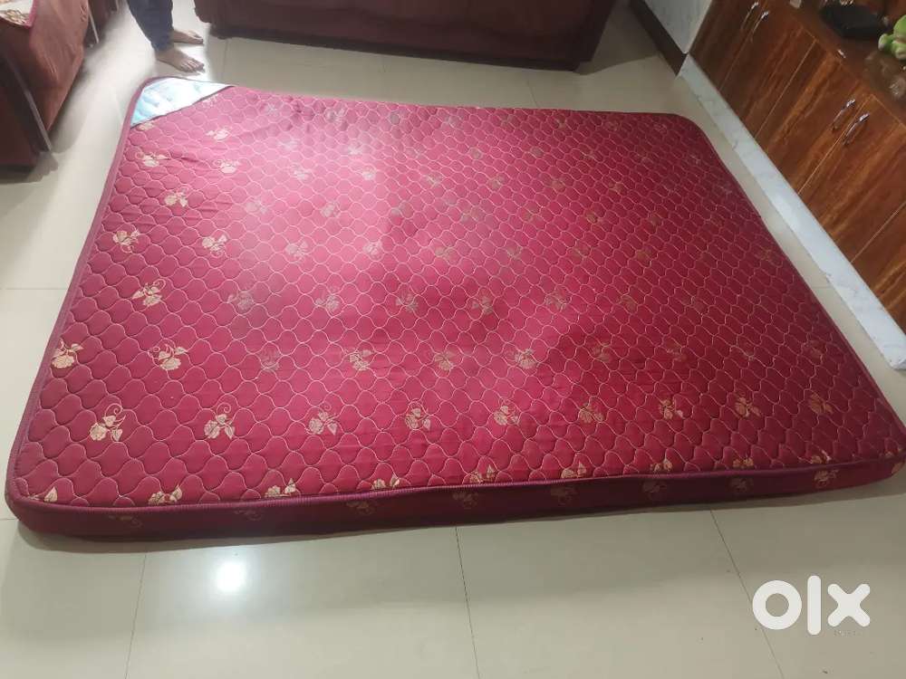 Nilkamal matress queen size bed size 78&times;60