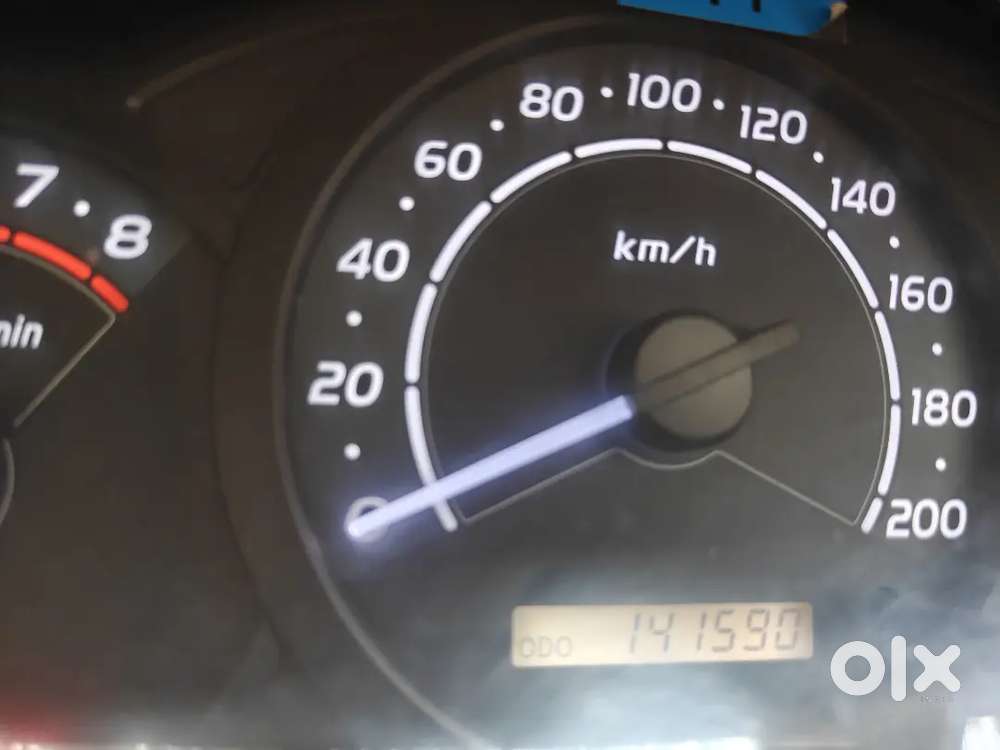 Toyota Innova 2007 Petrol + Cng 141590 Km Driven