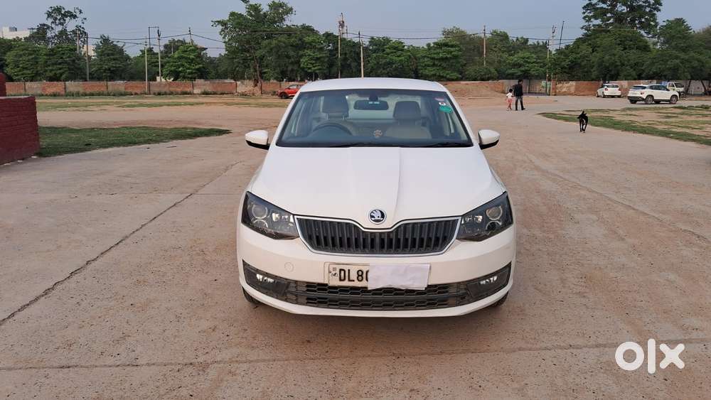 Skoda Rapid [2016-2021] 1.6 Mpi Style Plus, 2017, Petrol