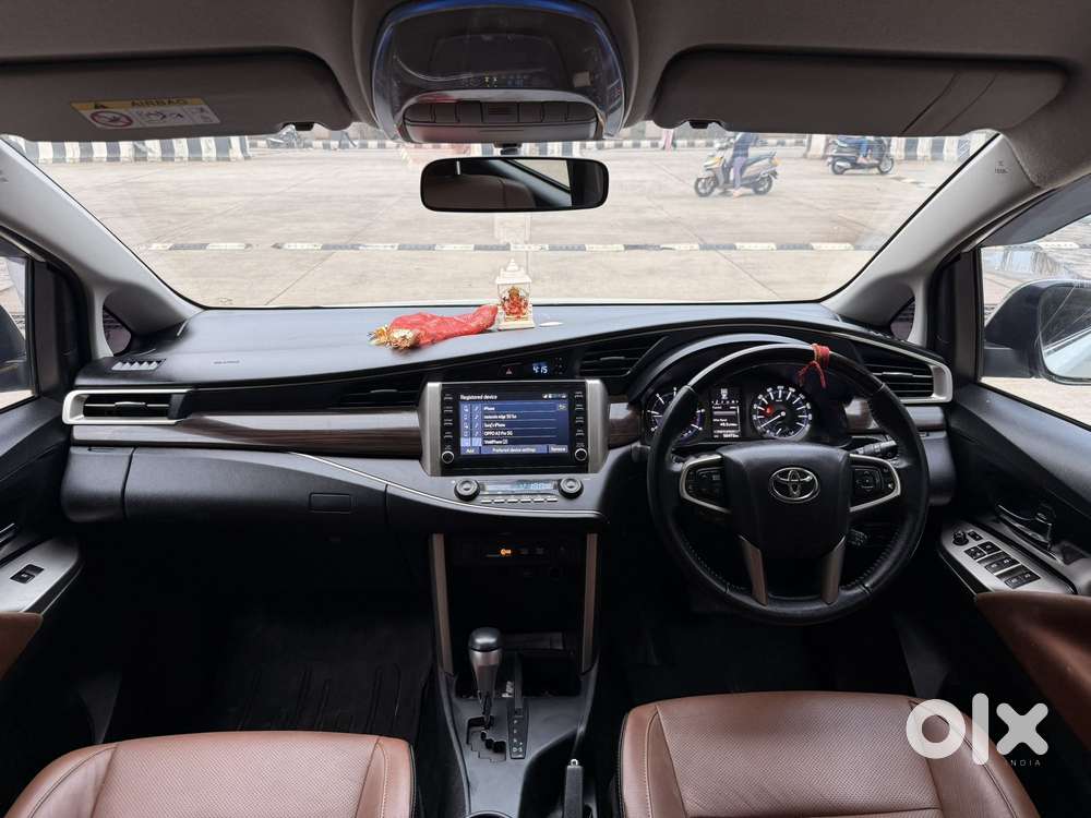 Toyota Innova Crysta 2.8 Zx At 7 Seater, 2022, Diesel